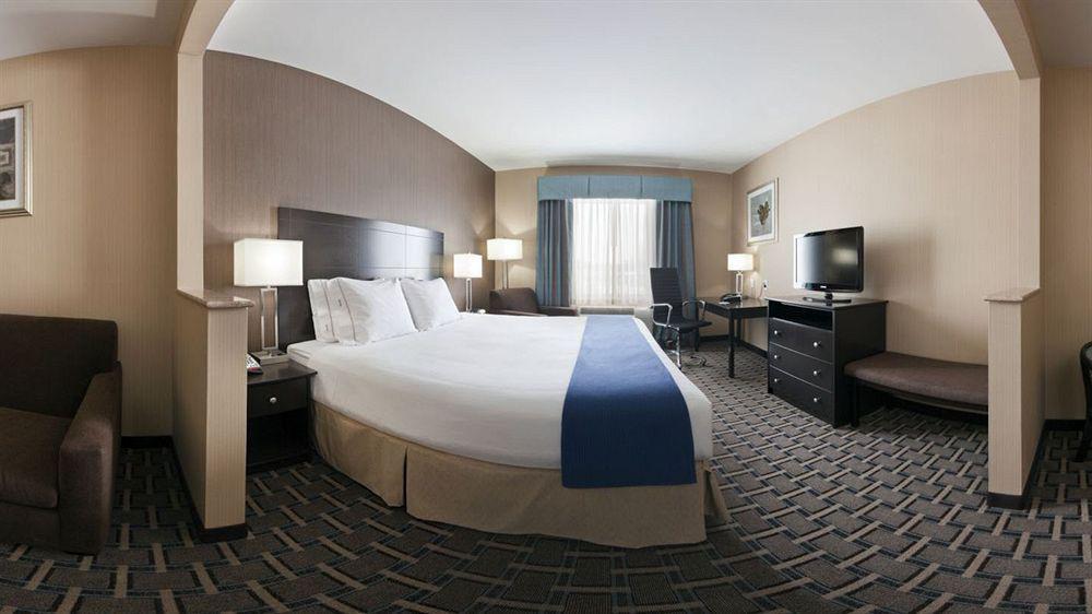 Holiday Inn Express Hotel & Suites West Coxsackie By Ihg Buitenkant foto