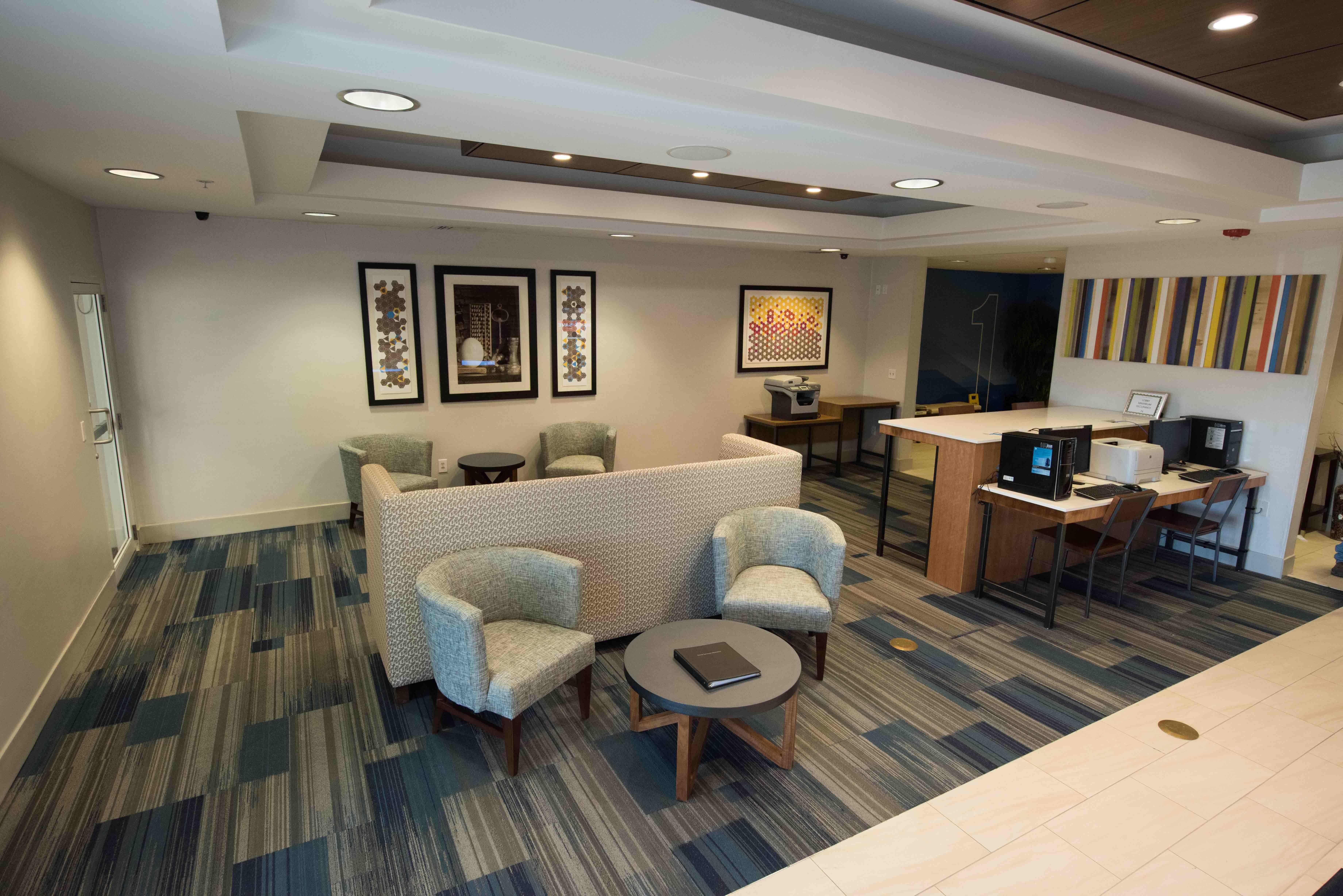 Holiday Inn Express Hotel & Suites West Coxsackie By Ihg Buitenkant foto