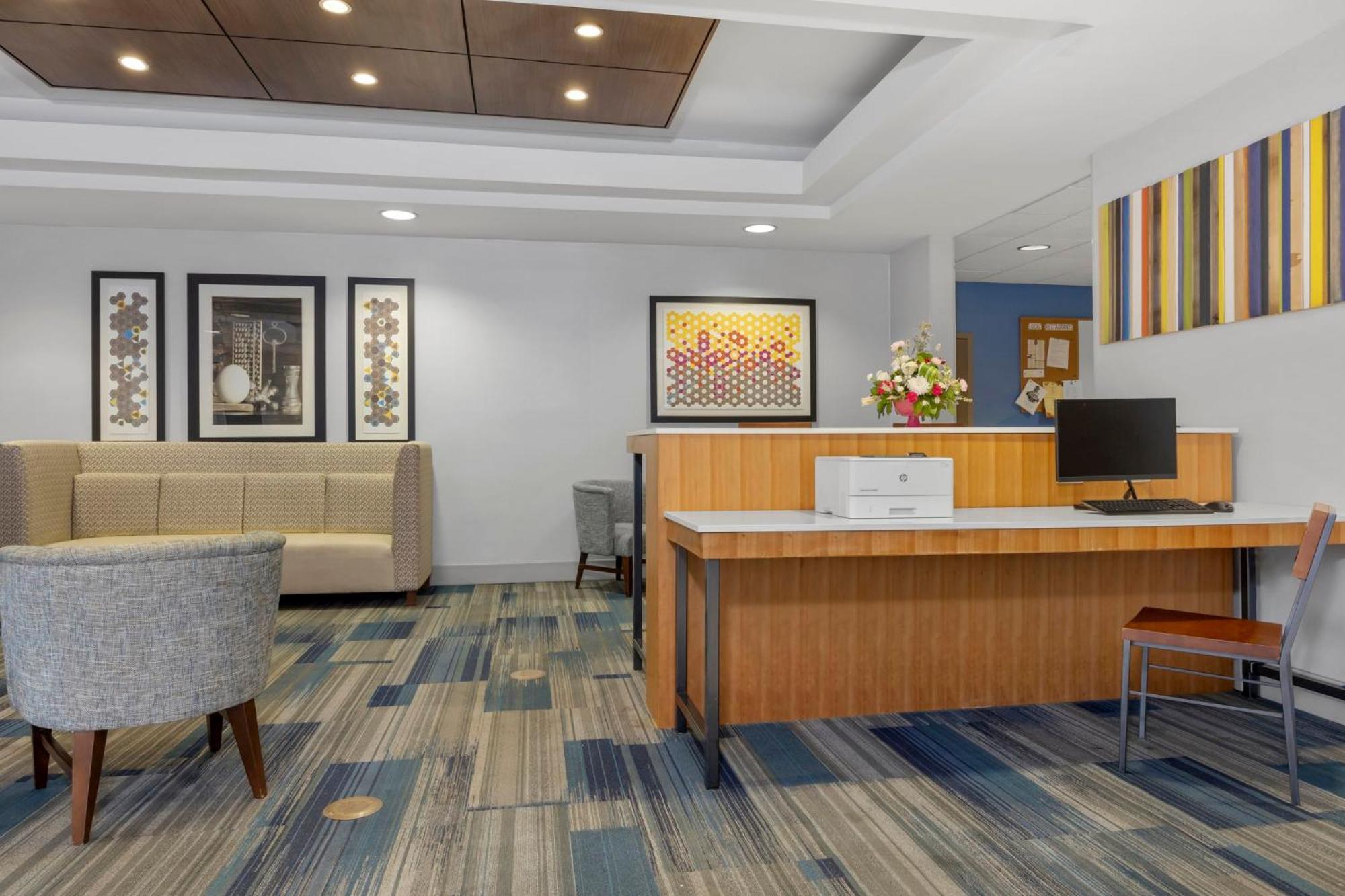 Holiday Inn Express Hotel & Suites West Coxsackie By Ihg Buitenkant foto