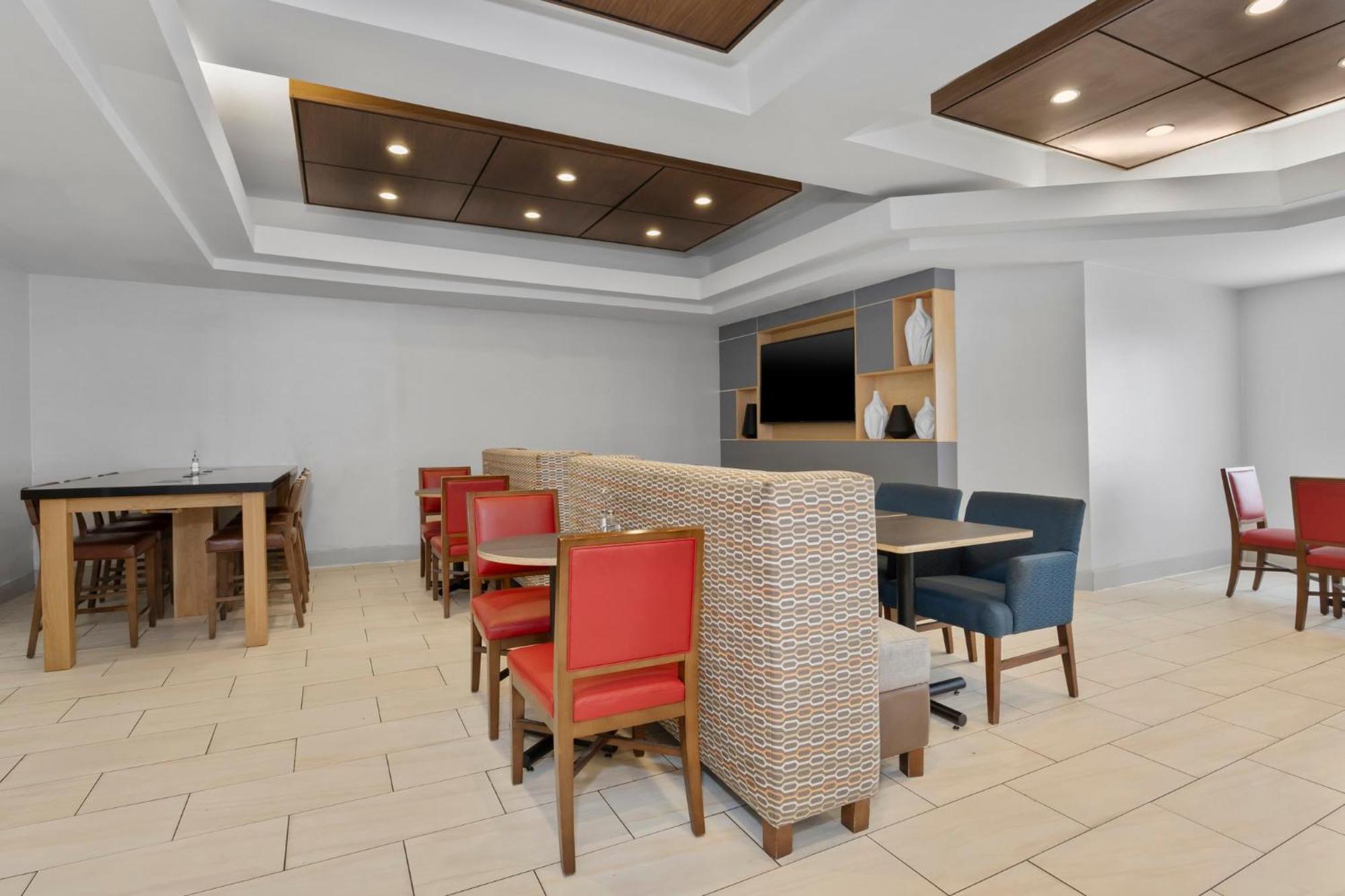 Holiday Inn Express Hotel & Suites West Coxsackie By Ihg Buitenkant foto